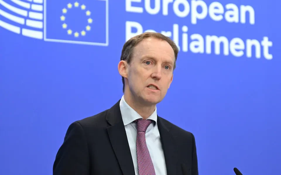 Anh lo ngại Ireland trở thành cửa sau cho gián điệp Nga xâm nhập.