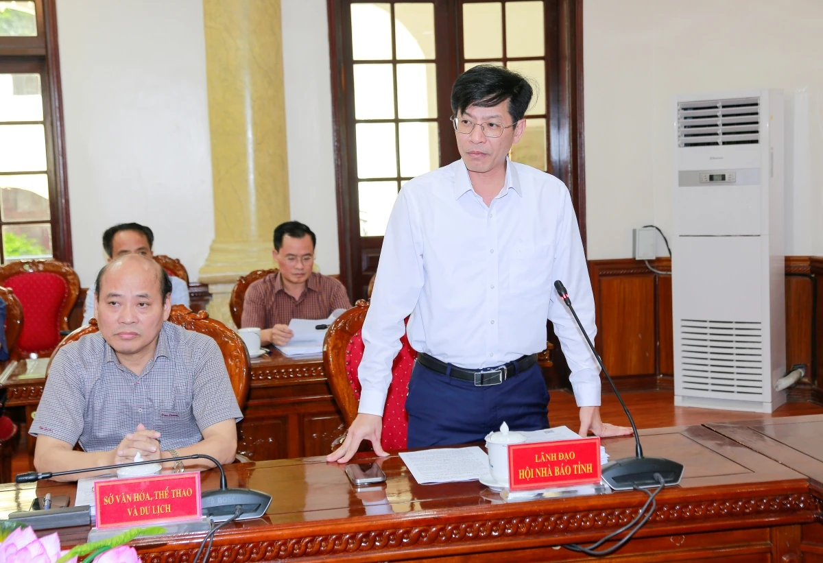 Cho ý kiến về công tác chuẩn bị Đại hội Hội Nhà báo tỉnh Thanh Hóa lần thứ VII, nhiệm kỳ 2026-2031