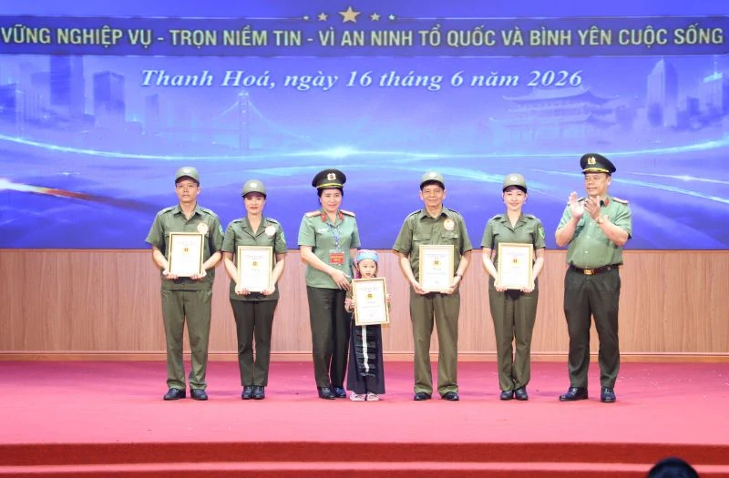 Đội thi số 6 giành giải nhất Hội thi lực lượng tham gia bảo vệ ANTT ở cơ sở