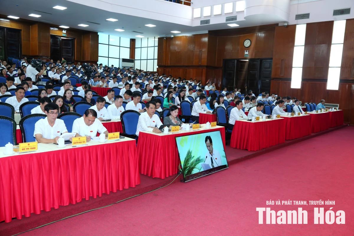 Kỳ họp thứ tư, HĐND tỉnh Thanh Hóa khóa XIX: Nghe các tờ trình, báo cáo thẩm tra và thảo luận nhiều nội dung quan trọng