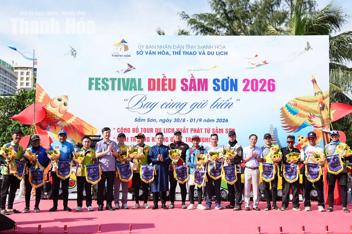 Lần đầu tiên Festival diều được tổ chức tại phố biển Sầm Sơn