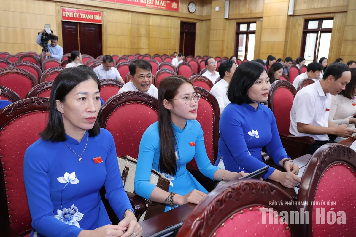 Quyết nghị đi đôi với hành động, trách nhiệm đi đôi với kết quả