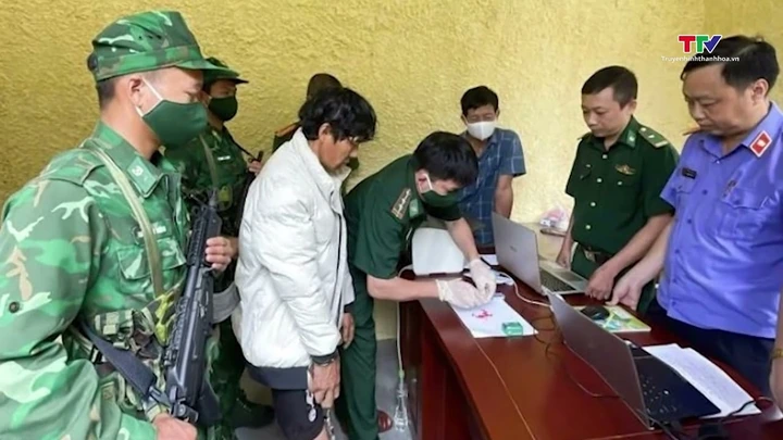 Bắt giữ đối tượng tàng trữ trái phép chất ma túy