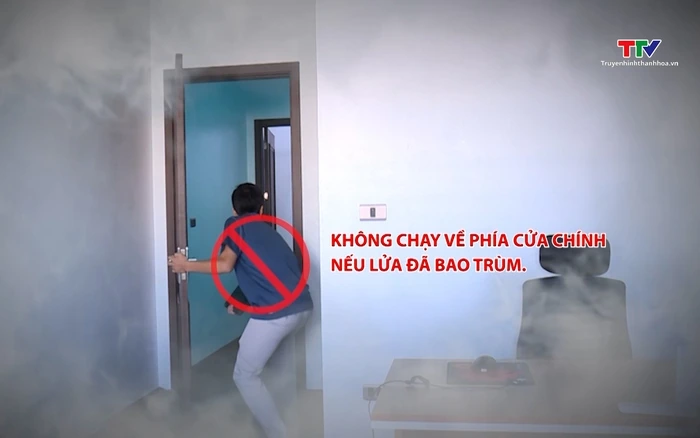 Kỹ năng thoát nạn khi xảy ra cháy ở nhà ống